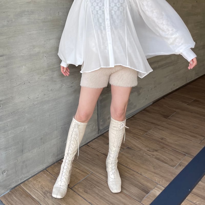 d.i.a. ショートパンツ ホワイト ゴールドチェーン装飾 d.i.a.