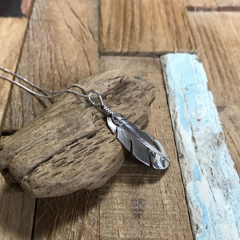 Lena Platero レナプラテロ フェザーバングル 綾鷹 Lena Platero