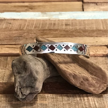 ☆navajo☆RAYMOND BEGAYチップインレイバングル