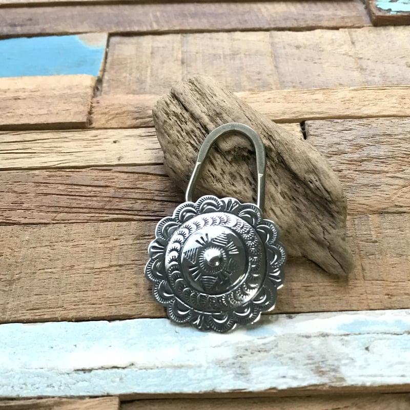 シルバーコンチョキーリングsilver navajo 70726f647563742f32303232313230