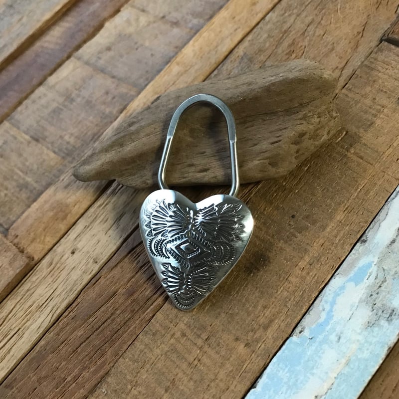 Navajo VINTAGE・BennettPat Pend・キーリング・超希少 VINTAGE】30-40s Navajo ”Thunderbird” Silver Remake Ring.希少