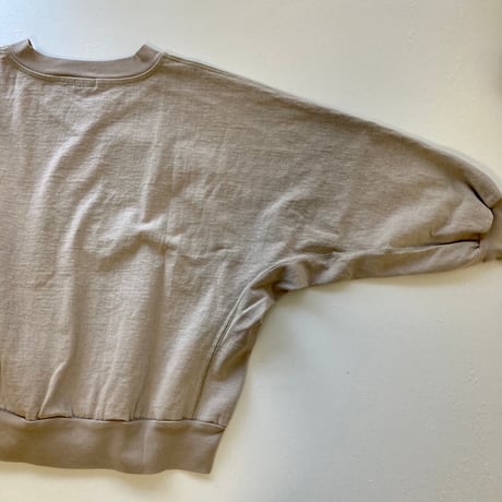 CLO381: V-neck dolman sleeve P/O