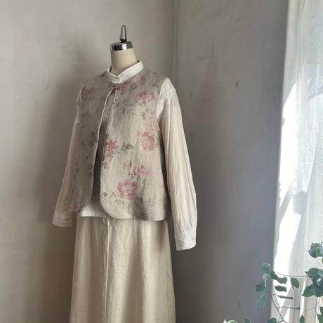 みみずくベスト　リネンスラブ　アンティークローズプリント　　　　　09-26104-6098A
