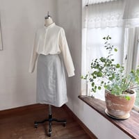 あおいスカート　(裏地付）ウール　エターミン　ライトグレー　　　　　　　02-24503-07