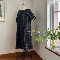 グリエワンピース　リネンマドラスチェック　ブラック　　　　07-26302-0682