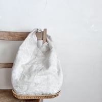 ネージュバッグS・L  スラブリネンローン　花刺繍　ナチュラル　　　　　　61-24202-6095/24106-6095