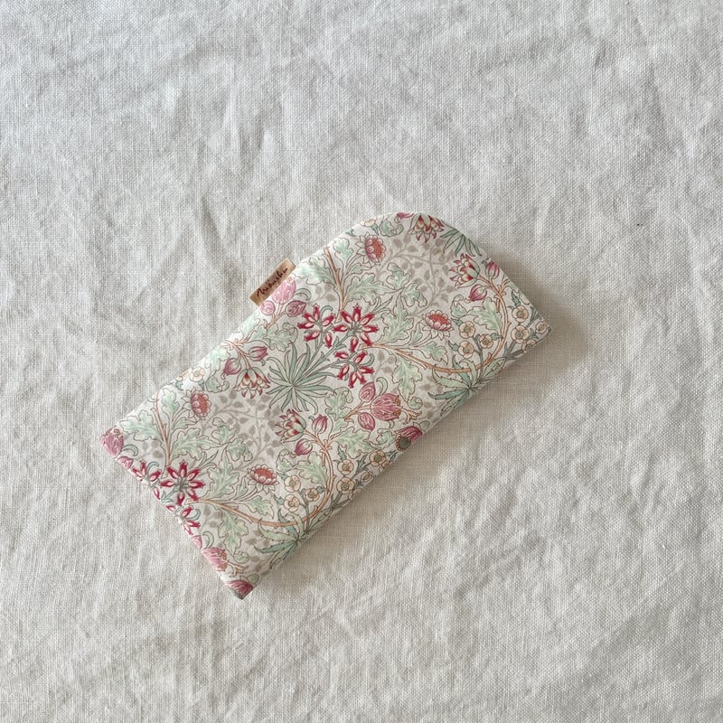 再々販】優しいピンク色のメガネケース／ウィリアムモリス