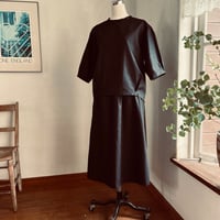 栞ブラウス　コットンリネン　スラブローン　ブラック　　　　　　　　　01-25311-06