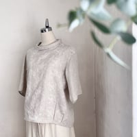 ストローシャツ　半袖　リネン　スラブ　花刺繍　ナチュラル　　　　01-24205-6095