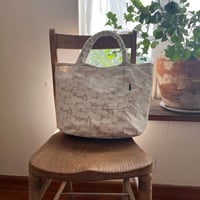 クマバケツ　S/L     コットンリネン　キャンヴァス　ポポラスプリント　ナチュラル×オフホワイト　　61-25101-60/61-25102-60