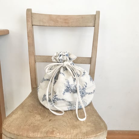 カルダモンbag  コットンリネン　 花刺繍　　ナチュラ　　　　61-24203-0395