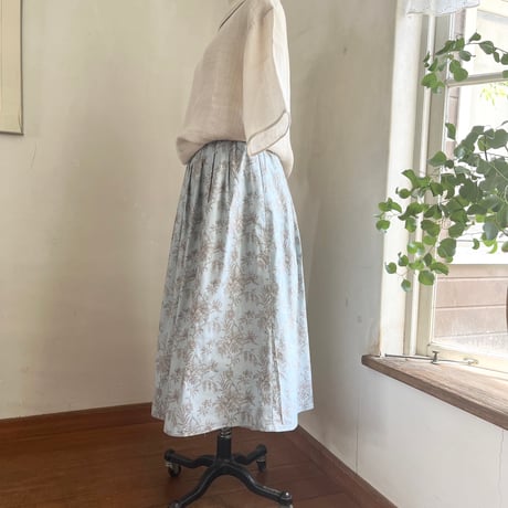 アネモネスカート　コットン　シャーティング　水色花プリント　　　　　　　02-26101-5190