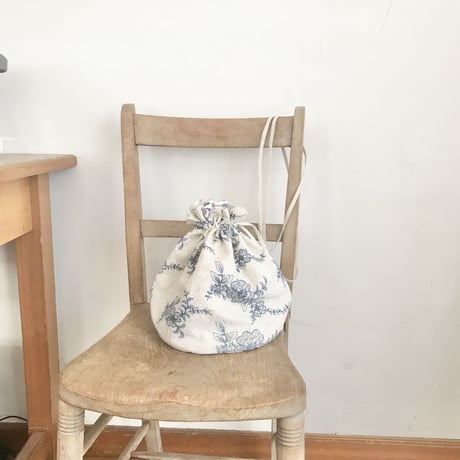 カルダモンbag  コットンリネン　 花刺繍　　ナチュラ　　　　61-24203-0395