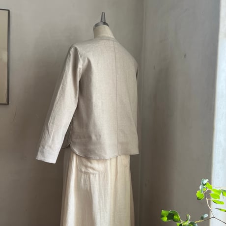 サンドジャケット　リネンコットン　ローン花刺繍　　ナチュラル　10-26203-0695