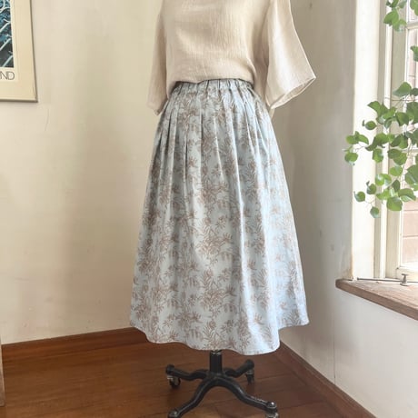 アネモネスカート　コットン　シャーティング　水色花プリント　　　　　　　02-26101-5190