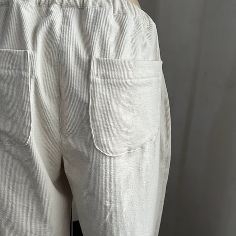 ナッツパンツ　コットン　中太コーデュロイストレッチ　オフホワイト　　04-25505-02