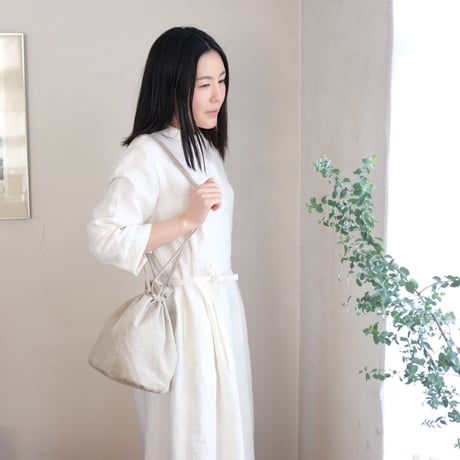 カルダモンBag  コットンリネン　キャンヴァス　デニム　ナチュラル／インディゴ　　61-22105-60/54