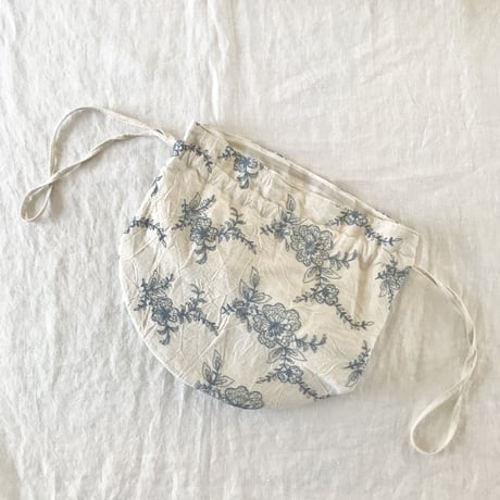 カルダモンbag  コットンリネン　 花刺繍　　ナチュラ　　　　61-24203-0395
