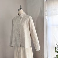 コンフォートシャツ　リネンスラブ　花刺繍　ナチュラル　　　　　　　　　01-25103-6095