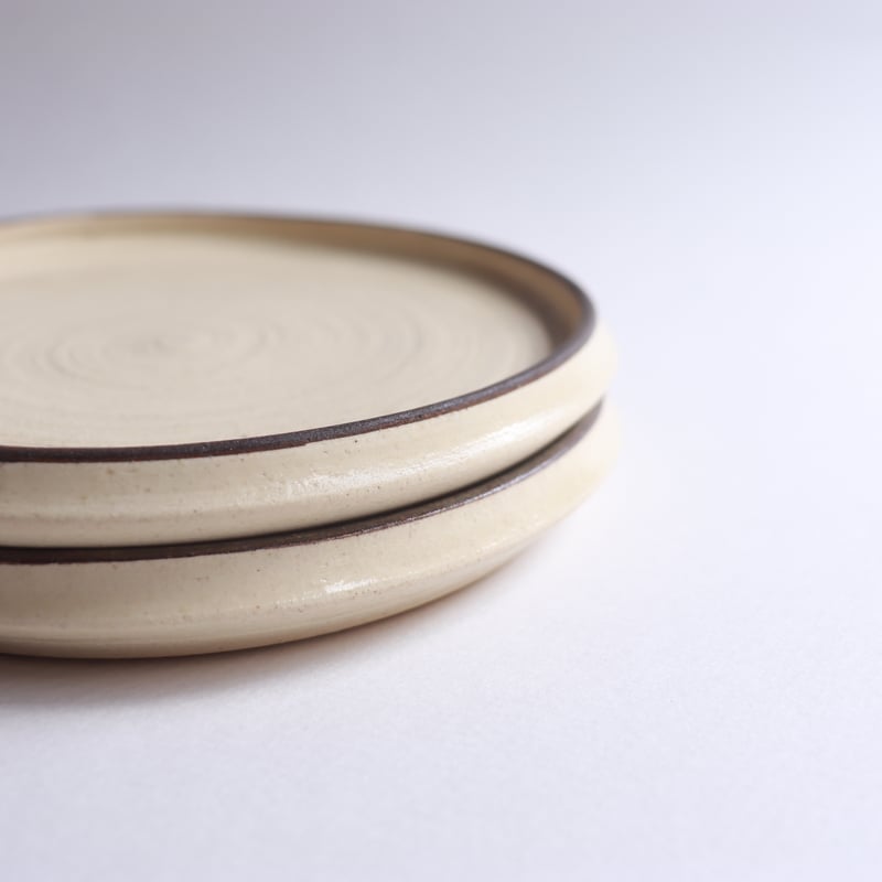 Keicondo 渦皿（白）径16 | savi no niwa