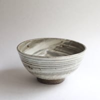 坪井俊憲　刷毛目丼