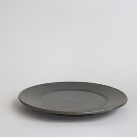 叶谷真一郎　7寸幅広リム皿（黒翠）