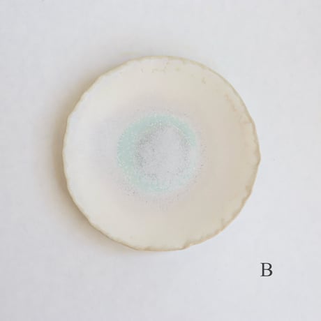 五嶋穂波　harugasumi 平皿