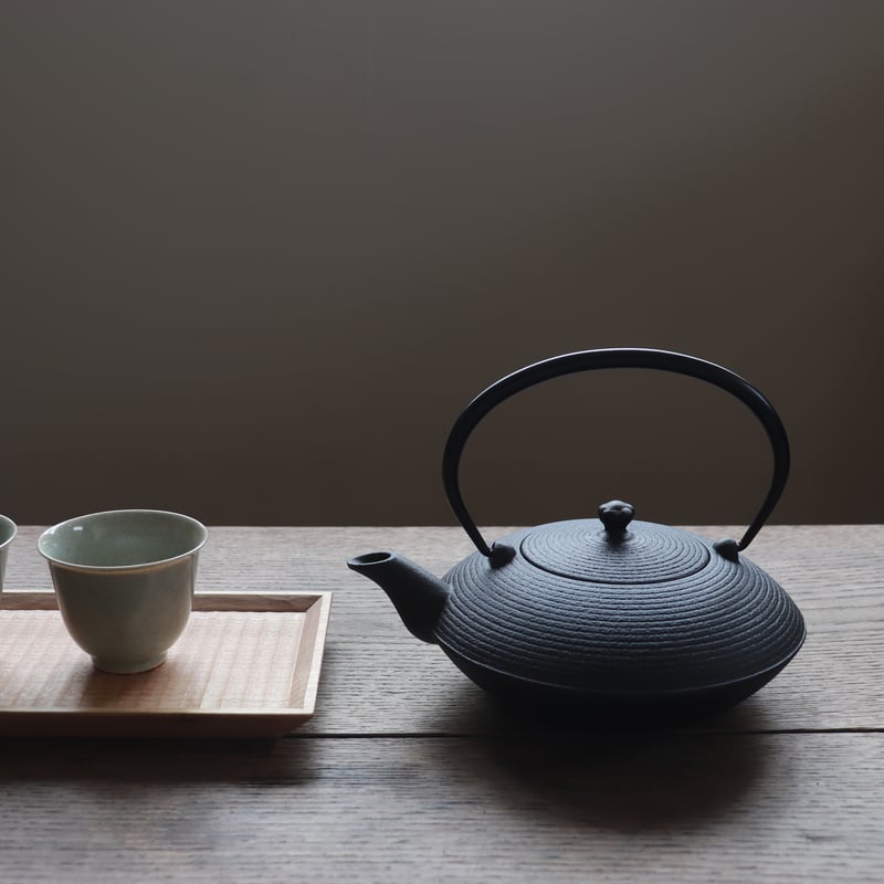 未使用品　南部宝星堂造　１３型　糸目肌　南部鉄瓶　NE様　売約済み 未使用品 南部宝星堂造 13型 糸目肌 南部鉄瓶 NE様 売約済み Amazon