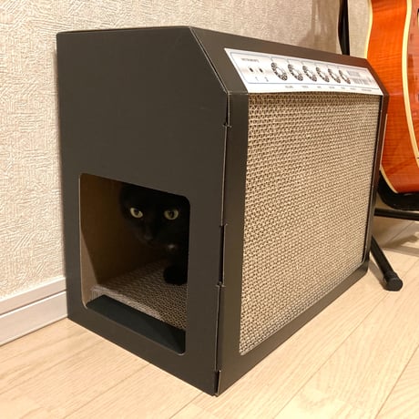 またたびロックンロール　ギターアンプ　ノアール（爪とぎ）