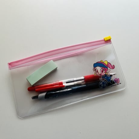 アクビちゃんコラボクリアポーチ