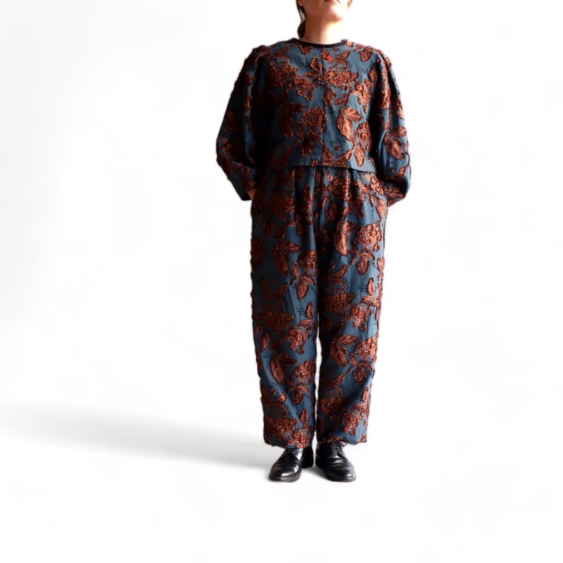 PARIS DE AOUNE(パリドゥアオウネ) /フラワージャガードブラウス