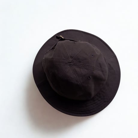 HIGHER(ハイヤー）/ FRENCH OXFORD CINCH BUCKLE HAT / Black