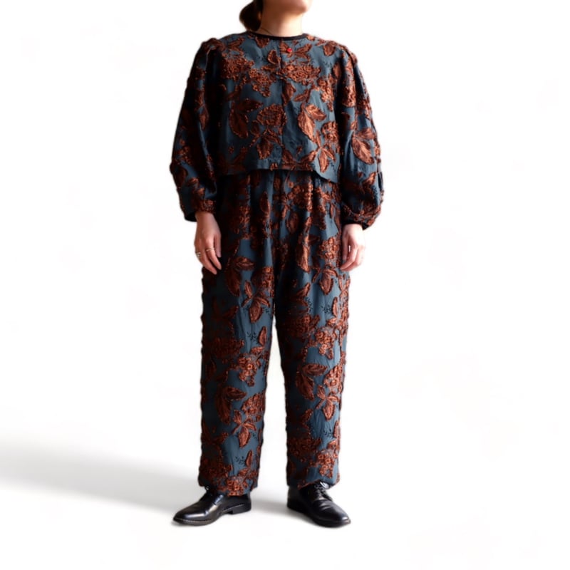 PARISDEAOUNEパリドゥアオウネジャガードフラワーパンツ　完売品 PARISDEAOUNEパリドゥアオウネジャガードフラワーパンツ完売品