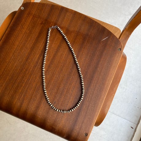 INDIAN JEWELRY /Navajo Handmade Necklace (Perl Necklace)
