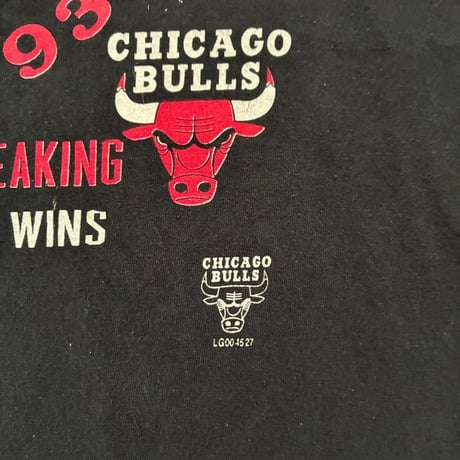 【From USA】90s old/vintage 「CHICAGO BULLS」Memorial Print Tee / used / 古着
