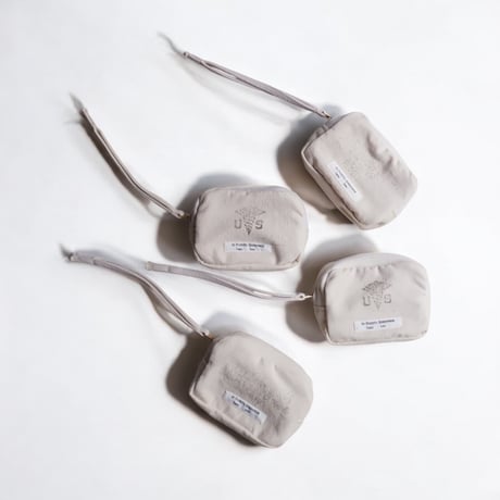 ARTE POVERA( アルテポーヴェラ)/US ランドリーバッグ RE-ポーチ（S)/B(文字)