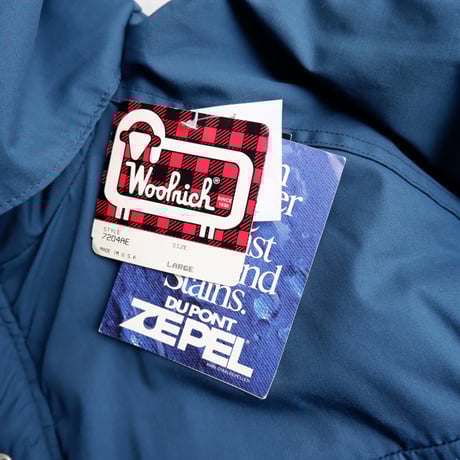 【OLD/VINTAGE】Woolrich(ウールリッチ)/80s mountain  parka/Navy/dead stock
