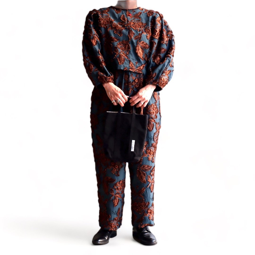 PARISDEAOUNEパリドゥアオウネジャガードフラワーパンツ　完売品 PARIS DE AOUNE｜フラワージャガード イージーパンツ pa234pt002-tr