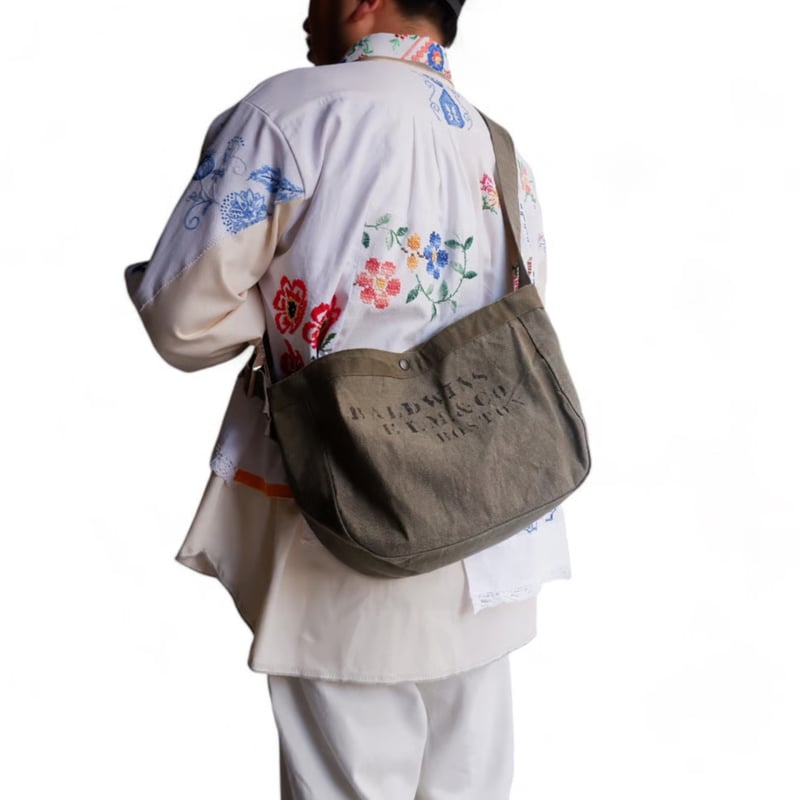 ARTE POVERA｜チェコ軍ダッフルバック