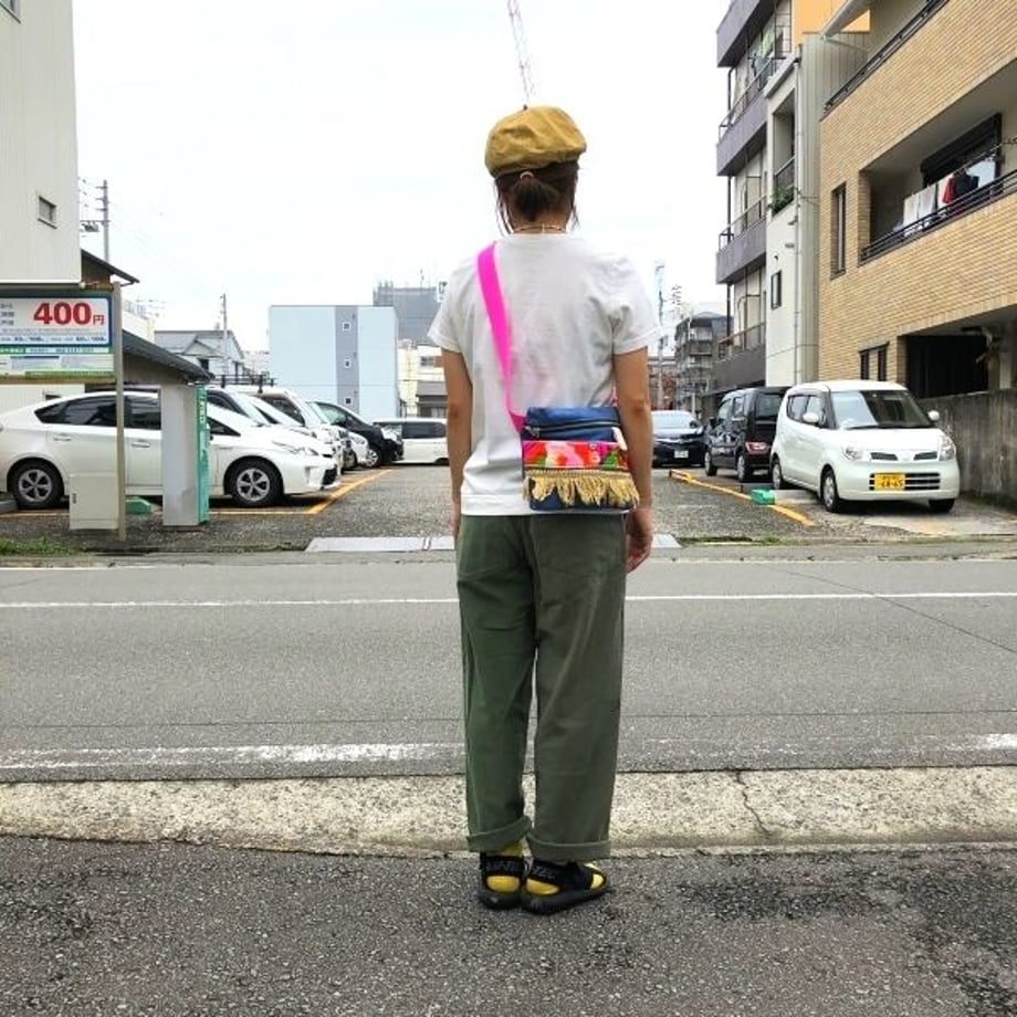5b87b252ef843f4351000242