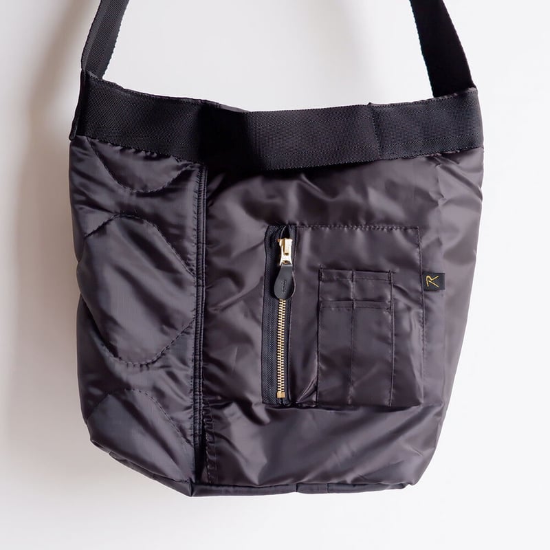 THRIFTY LOOK】small MA1 shoulder bag/Black | TO...