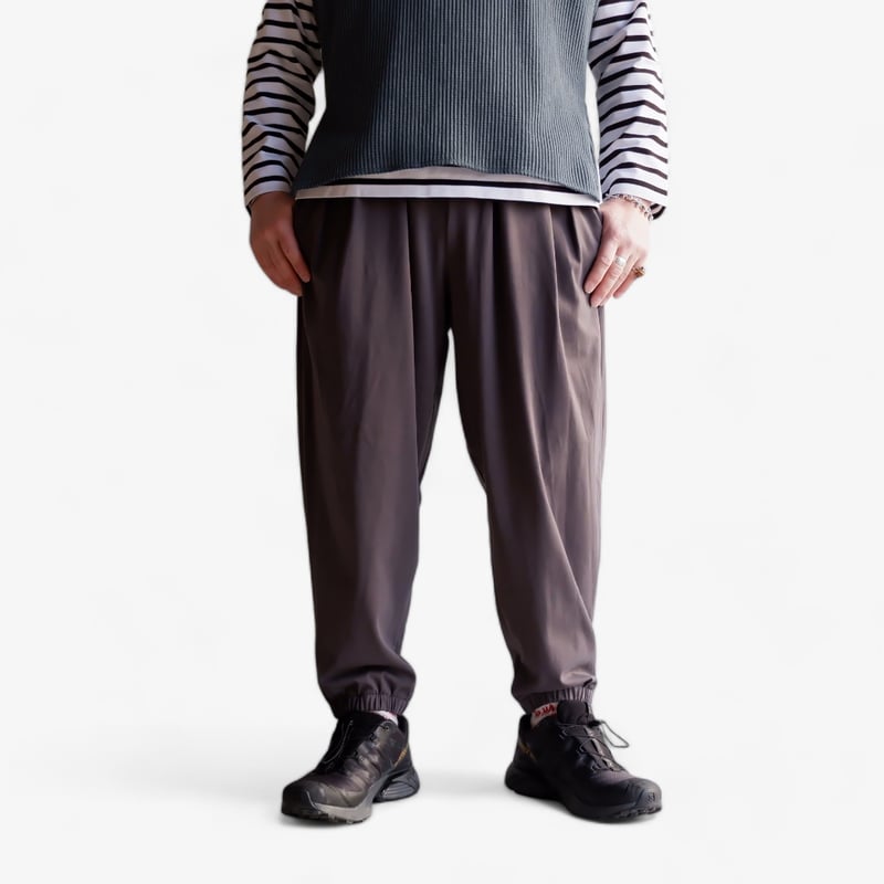 SYUMAN/シュウマン〉sloppy gather 恐 trousers