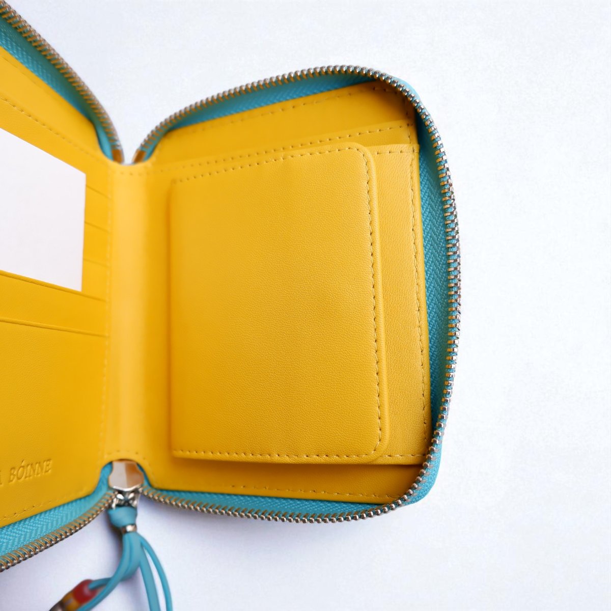 BRU NA BOINNE( ブルーナボイン)/ ガルーシャミドルウォレット