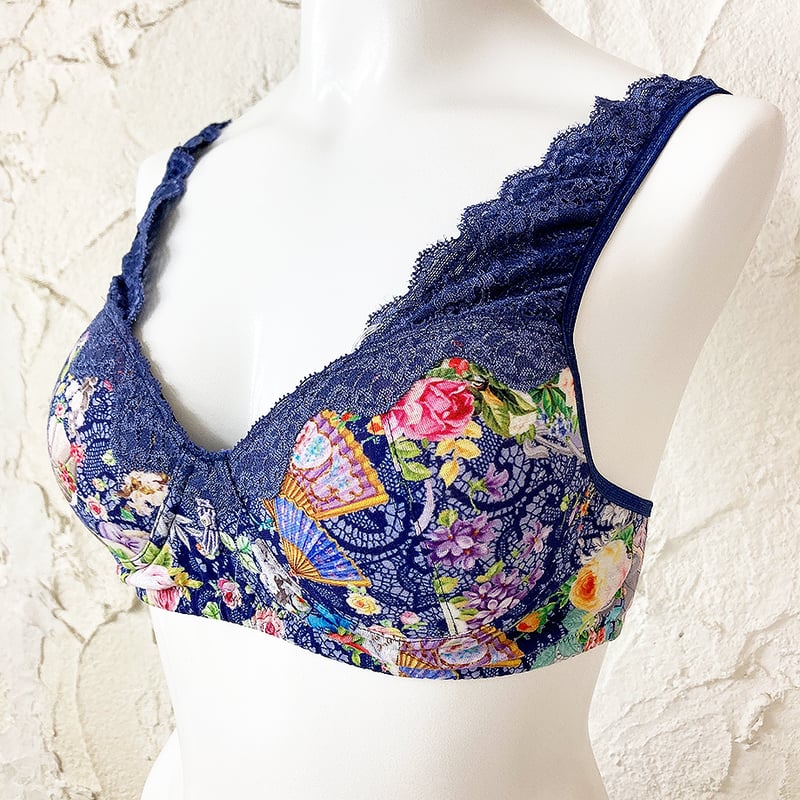 sretsis フリル ケープコート ピンク ラベンダー スレトシス スレトシス（SRETSIS） | アイテムサーチ ｜VOGUE JAPAN