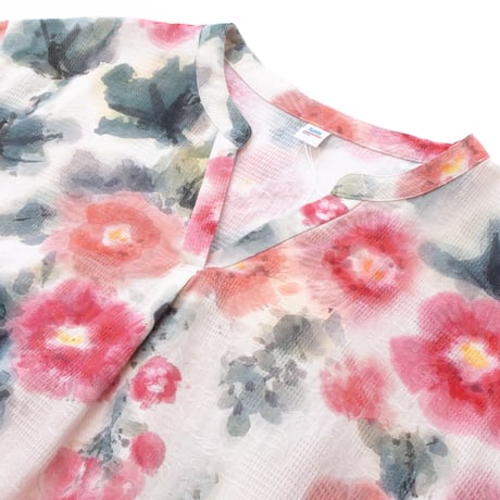 【SALE】【`26春夏新作】Vネックワンピース【綿100％・にじみ大花】53620N-26S