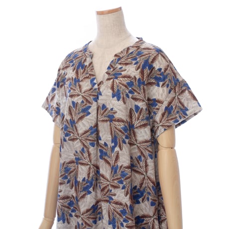 【SALE】【`26春夏新作】Vネックワンピース【綿100％・ブラウンリーフ】53618N-26S