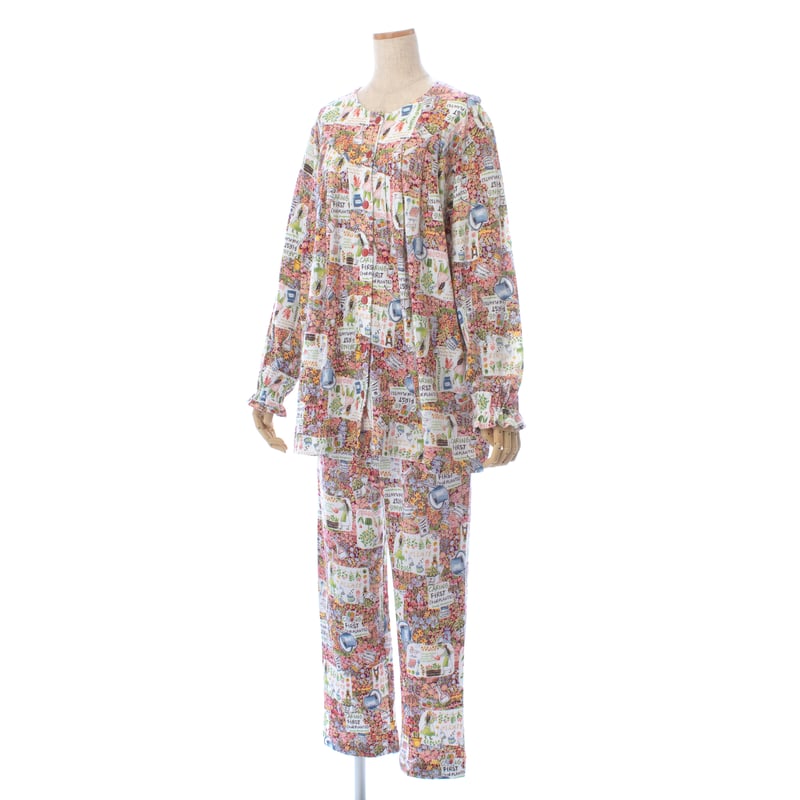 すうはぴ　TUNIC 60接結　綿パジャマ　ピンク　新品未使用タグ付き 25秋冬新作】ヨーク切り替えパジャマ【60接結・小花カントリー