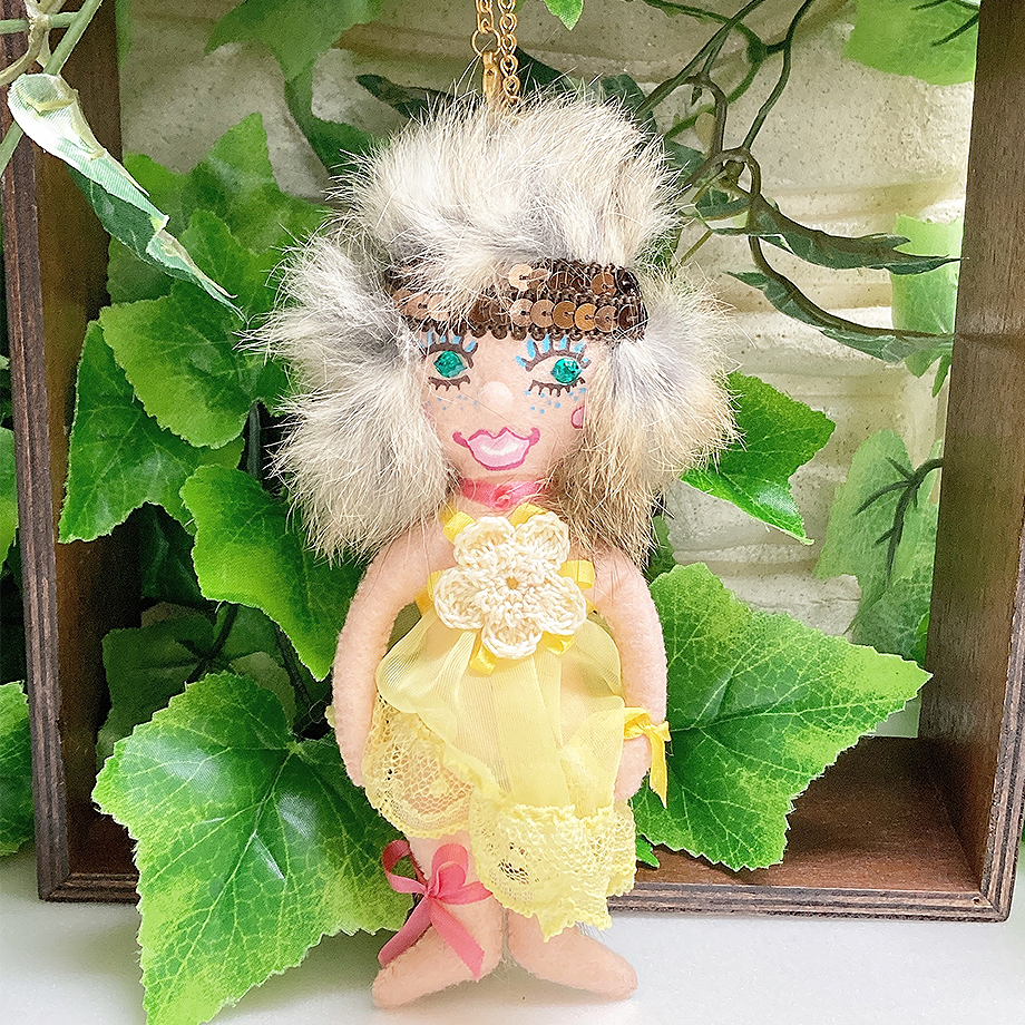 DAY6 プチデ二マルズ マスコット 人形 ドール キーホルダー リス服 DAY6 プチデ二マルズ マスコット 人形 ドール キーホルダー リス服