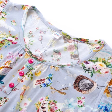 【SALE】【`26春夏新作】フリルノースリーブワンピース【50強撚フライス・ハピネスドリーム】63443N-26S