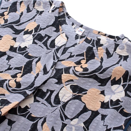 【SALE】【`26春夏新作】フレンチVネックワンピース【綿100％・ボタニカル】53609N-26S